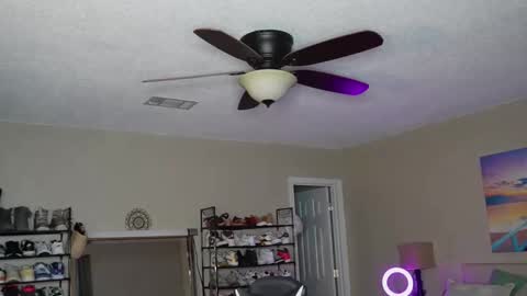 Lexi  online show from 01-22-25, 11:43