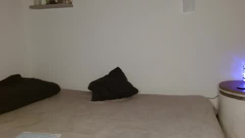 Dani online show from 11-26-25, 11:17