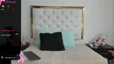 Snapshot of dani_ary chatting on 01-10-25, 07:00 DANI online show from 01-10-25, 07:00