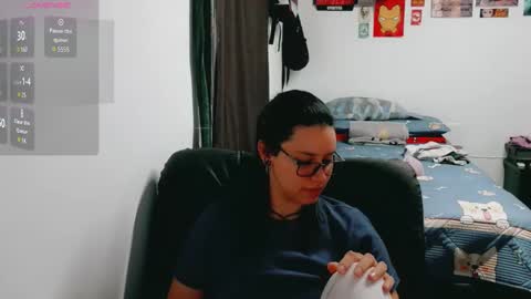 dani y jocelyn online show from 12-20-25, 07:32