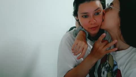 dani y jocelyn online show from 03-05-26, 07:32