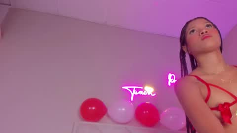 Snapshot of dani_skinny_ chatting on 09-20-25, 11:44 Hi I am Dani online show from 09-20-25, 11:44