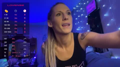 Snapshot of danidragon69 chatting on 12-14-24, 11:50 Dani Dragon online show from 12-14-24, 11:50