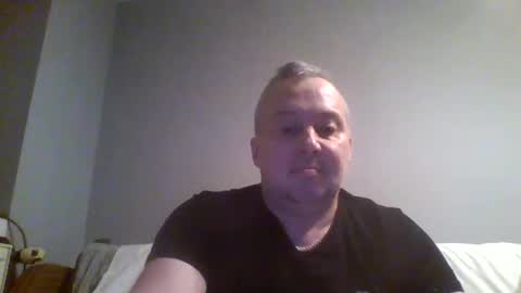 Snapshot of daniel0028 chatting on 04-28-26, 11:54 dan online show from 04-28-26, 11:54