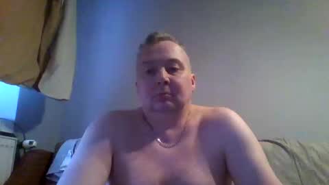Snapshot of daniel0028 chatting on 05-17-26, 01:51 dan online show from 05-17-26, 01:51