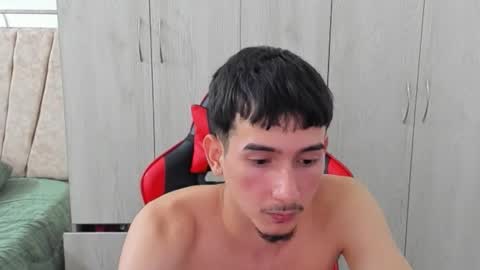 Snapshot of daniel_443 chatting on 10-02-25, 01:01 DANIEL online show from 10-02-25, 01:01