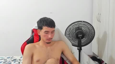 Snapshot of daniel_443 chatting on 11-19-25, 12:43 DANIEL online show from 11-19-25, 12:43