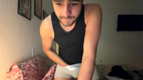 Snapshot of daniel_ice chatting on 06-15-26, 06:54 Daniel online show from 06-15-26, 06:54
