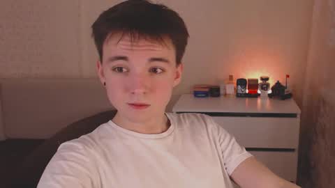 Daniel  Jerry online show from 12-16-25, 08:25