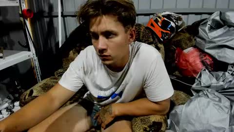 Snapshot of daniel_like chatting on 07-24-26, 11:08 Just Ben online show from 07-24-26, 11:08