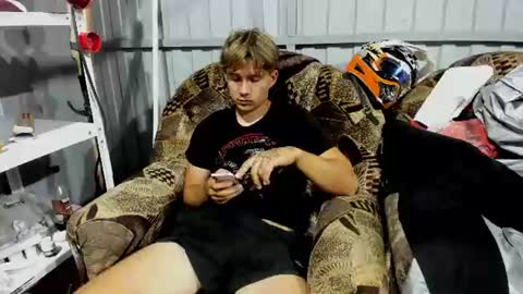 Snapshot of daniel_like chatting on 07-28-26, 06:20 Just Ben online show from 07-28-26, 06:20