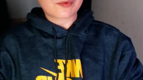 daniel_ruis16 online show from 12-26-24, 01:54