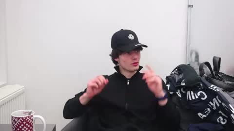 DANIEL SHAWN online show from 02-21-26, 03:07