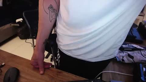 Snapshot of daniel_velez26 chatting on 06-11-26, 11:14 daniel_velez26 online show from 06-11-26, 11:14