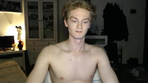 Snapshot of daniel_yumm chatting on 06-05-26, 08:14 Daniel online show from 06-05-26, 08:14