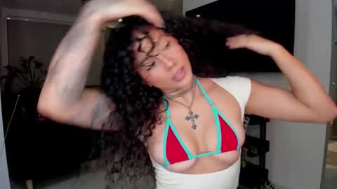 daniela_arenas online show from 11-25-25, 03:28
