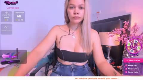 Snapshot of daniela_beauty chatting on 06-18-26, 07:07 daniela online show from 06-18-26, 07:07