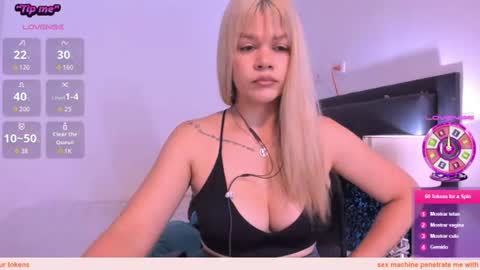 Snapshot of daniela_beauty chatting on 07-28-26, 06:20 daniela online show from 07-28-26, 06:20