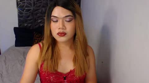 Elodie online show from 12-08-24, 07:54