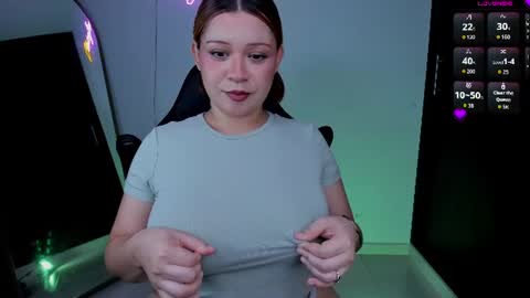 Snapshot of daniela_hornny chatting on 06-28-26, 04:29 dani h0rx online show from 06-28-26, 04:29
