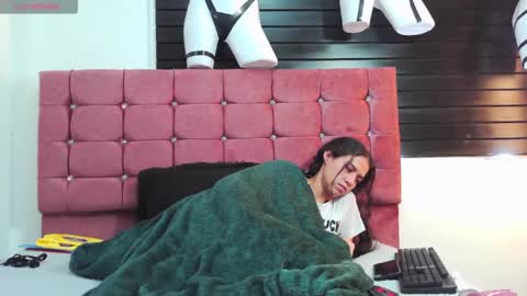 danielarivasth online show from 01-23-25, 09:39