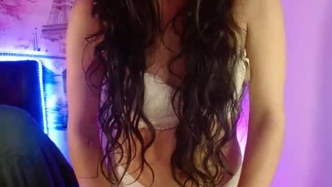 danielarivasth online show from 02-25-25, 08:58