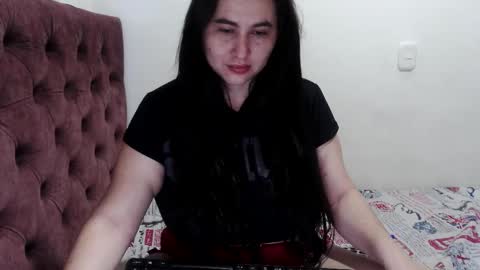 daniela_sexy34 online show from 03-10-25, 06:16