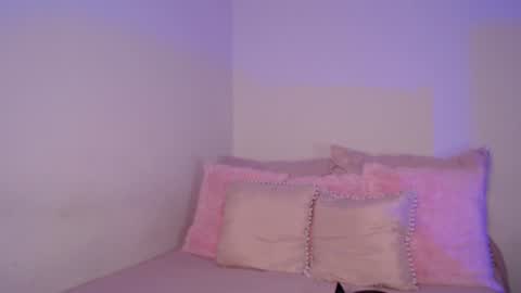 Lucia online show from 01-28-25, 05:14