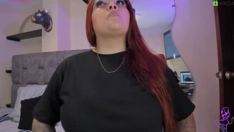 Snapshot of danielasexya chatting on 05-18-26, 01:56 danielasexya online show from 05-18-26, 01:56