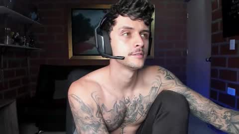 Daniele Bunny online show from 10-24-25, 08:27