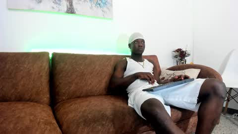 daniell_ferrari online show from 01-24-25, 03:00