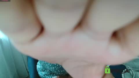 Snapshot of daniellavas chatting on 05-14-26, 07:48 JessicaWhite online show from 05-14-26, 07:48