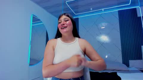 Danielle online show from 01-10-26, 02:57