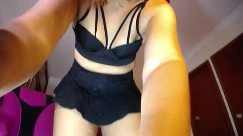 Angie online show from 09-21-25, 05:14