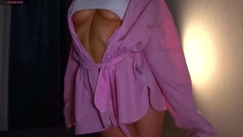 Danielle online show from 03-25-26, 09:54