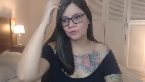 daniellerain online show from 04-06-26, 10:05