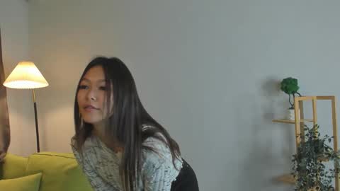 Snapshot of danielleschurg chatting on 02-21-26, 07:26 Jessica online show from 02-21-26, 07:26