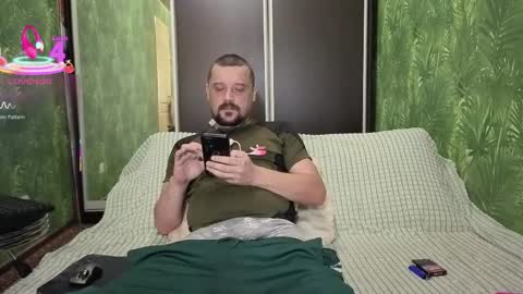 Snapshot of danielocool chatting on 10-11-25, 08:02 DanieloCool online show from 10-11-25, 08:02