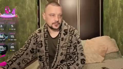 Snapshot of danielocool chatting on 11-03-25, 06:25 DanieloCool online show from 11-03-25, 06:25