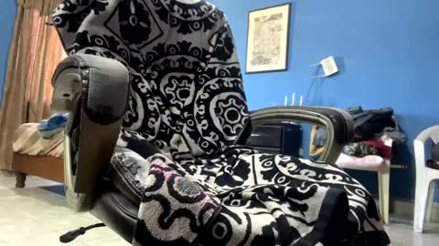 Daniel online show from 01-26-25, 07:09