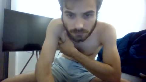 Snapshot of danievio21 chatting on 06-03-26, 11:21 danievio21 online show from 06-03-26, 11:21