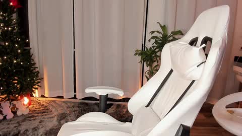 Daniela  online show from 12-27-24, 11:31