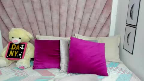   Danii Belluci  online show from 03-01-26, 03:52