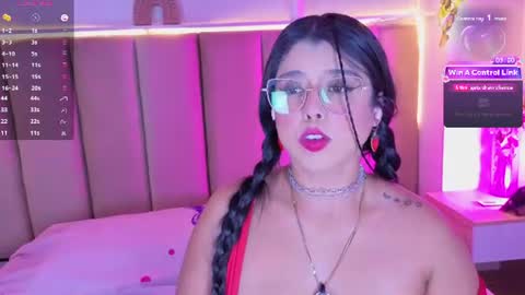 Snapshot of daniilove_ chatting on 07-11-26, 04:04 Danni online show from 07-11-26, 04:04