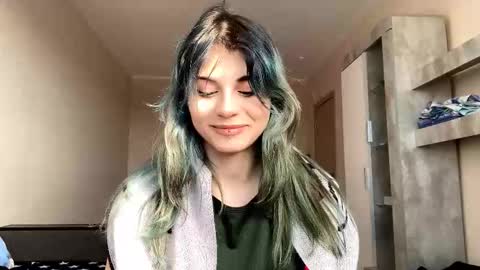 Snapshot of danikalazarini chatting on 02-17-26, 09:39 Melissa online show from 02-17-26, 09:39