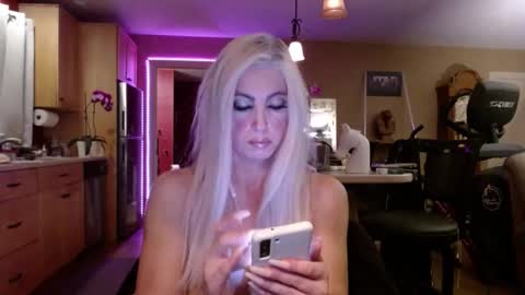 Snapshot of danikawhite69 chatting on 10-05-25, 07:17 DanikaWhite69 online show from 10-05-25, 07:17