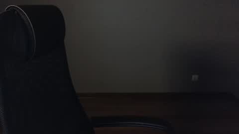 Snapshot of danila_trezzini chatting on 05-27-26, 01:57 danila online show from 05-27-26, 01:57