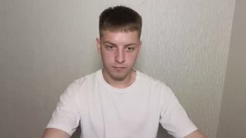 Snapshot of danila_trezzini chatting on 06-14-26, 07:38 danila online show from 06-14-26, 07:38