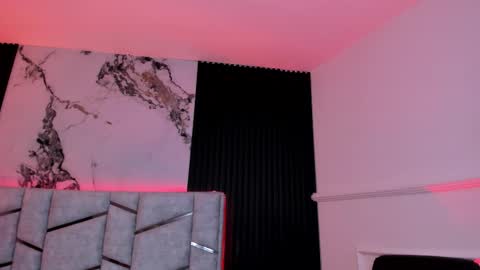 Dani Phonenix online show from 11-04-25, 07:35