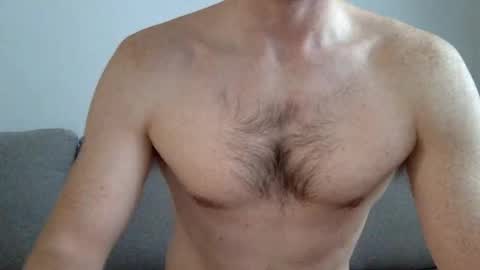 Buzzy online show from 09-26-25, 06:28